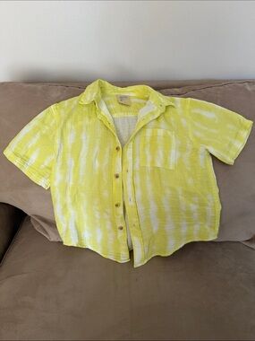 EUC Kids' Short-Sleeve Button-Up Shirt in Yellow Tie-Dye